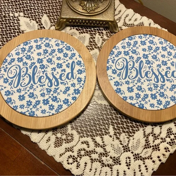 NWOT! 2 “BLESSED” TRIVETS Wood/ceramic with blue floral pattern - Picture 2 of 5